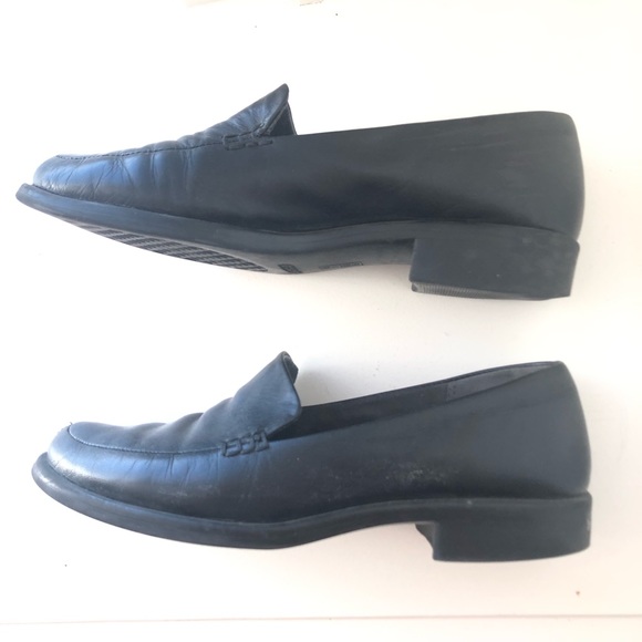 2/$30 Aerosoles Black Leather Loafers - Picture 3 of 8